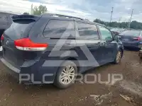 2014 Toyota SIENNA photo