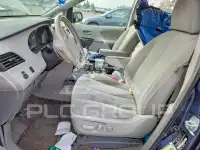 2014 Toyota SIENNA photo