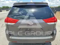 2014 Toyota SIENNA фото