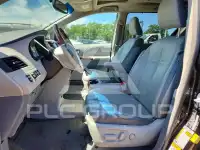 2014 Toyota SIENNA photo