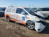 2014 Toyota SIENNA фото