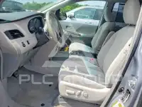 2014 Toyota SIENNA фото