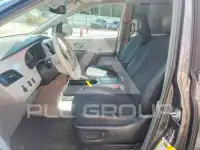 2014 Toyota SIENNA photo
