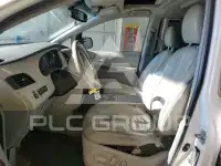 2014 Toyota SIENNA фото