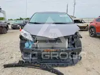 2014 Toyota SIENNA фото