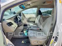 2014 Toyota SIENNA фото