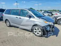2014 Toyota SIENNA фото