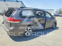 2014 Toyota SIENNA photo