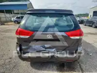 2014 Toyota SIENNA photo