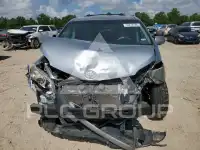 2014 Toyota SIENNA photo