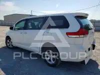 2014 Toyota SIENNA photo