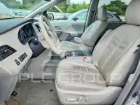 2014 Toyota SIENNA фото