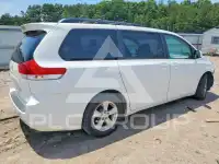2014 Toyota SIENNA фото