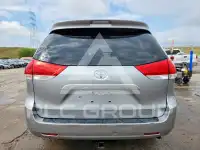 2014 Toyota SIENNA фото