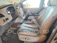 2014 Toyota SIENNA photo
