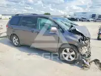 2014 Toyota SIENNA фото