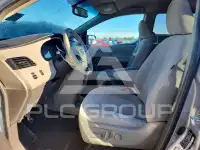 2014 Toyota SIENNA фото