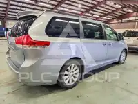 2014 Toyota SIENNA фото