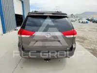 2014 Toyota SIENNA фото