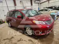 2014 Toyota SIENNA фото