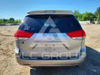 2014 Toyota SIENNA фото