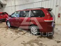 2014 Toyota SIENNA фото