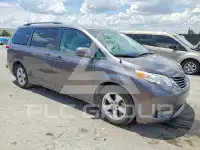2014 Toyota SIENNA фото