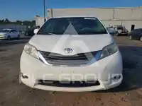 2014 Toyota SIENNA photo