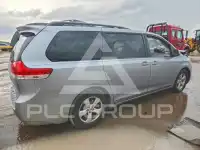 2014 Toyota SIENNA фото