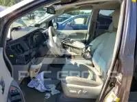 2014 Toyota SIENNA фото