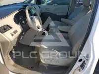 2014 Toyota SIENNA фото