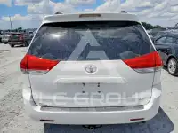 2014 Toyota SIENNA фото