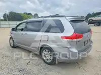 2014 Toyota SIENNA photo
