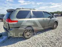 2014 Toyota SIENNA photo