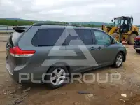 2014 Toyota SIENNA photo