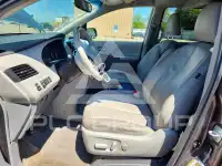 2014 Toyota SIENNA фото