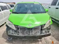2014 Toyota SIENNA photo