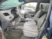 2014 Toyota SIENNA фото