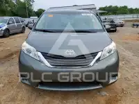 2014 Toyota SIENNA photo