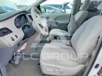 2014 Toyota SIENNA фото
