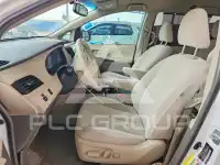2014 Toyota SIENNA photo