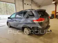 2014 Toyota SIENNA фото