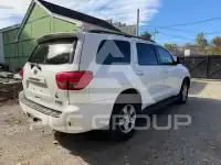 2014 Toyota SEQUOIA photo