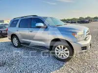 2014 Toyota SEQUOIA фото