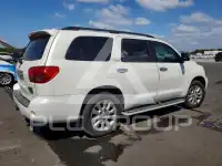 2014 Toyota SEQUOIA photo