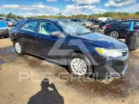 2014 Toyota CAMRY фото