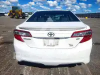 2014 Toyota CAMRY photo