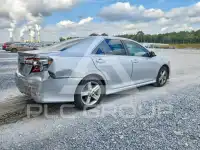 2014 Toyota CAMRY фото