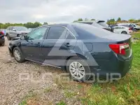 2014 Toyota CAMRY фото