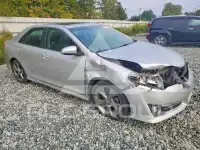 2014 Toyota CAMRY фото